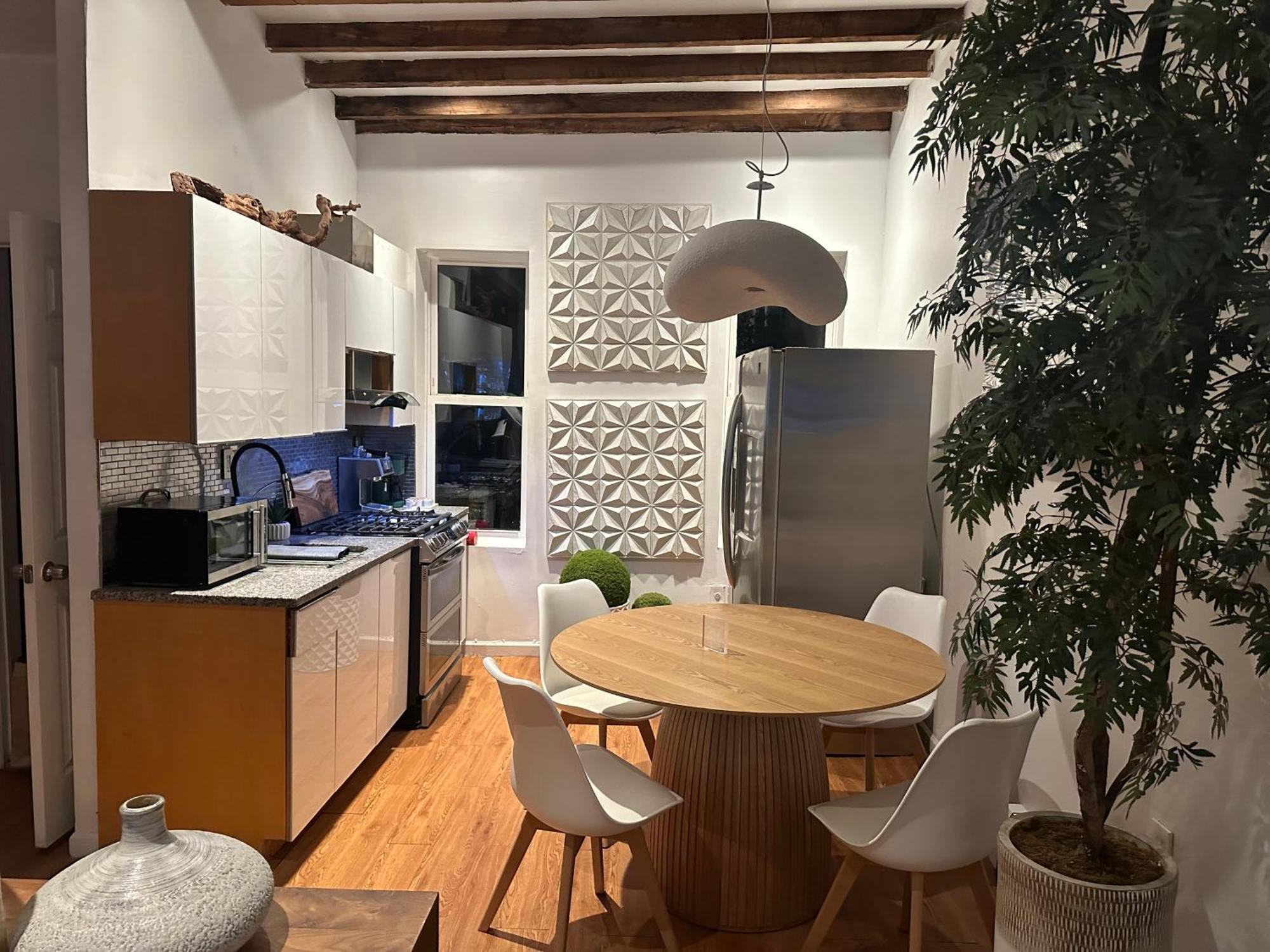 A Dedicated Space To Unwind New York Eksteriør bilde