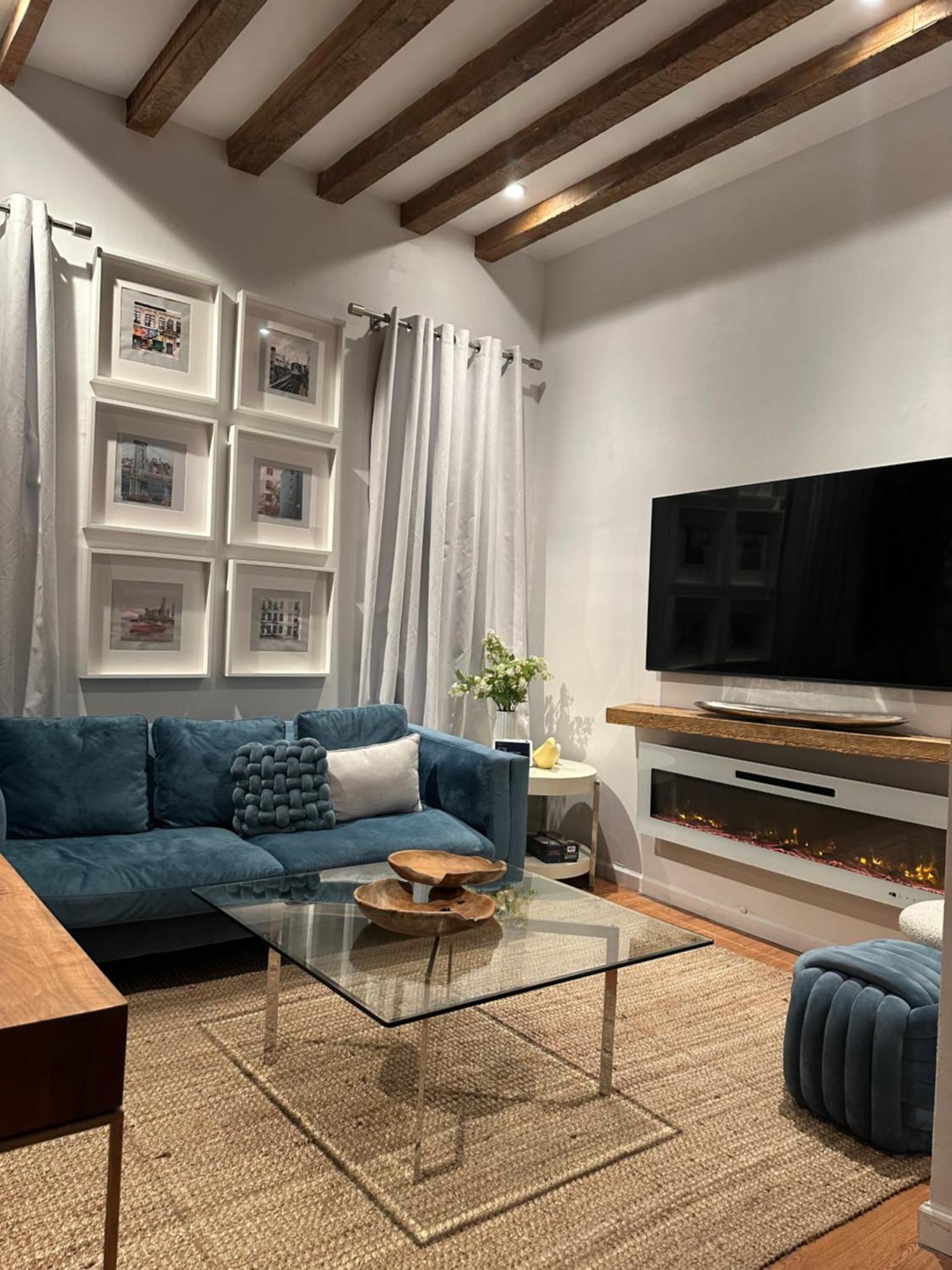 A Dedicated Space To Unwind New York Eksteriør bilde